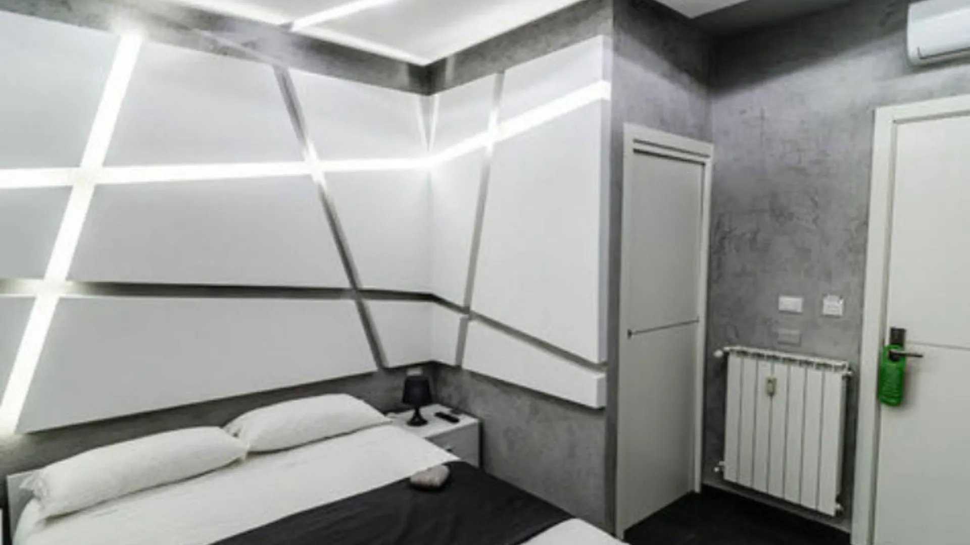 Vatican Rooms Holiday In Rome Guest house